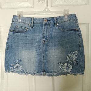 American Rag Denim Mini Skirt w/Floral Design Sz 5